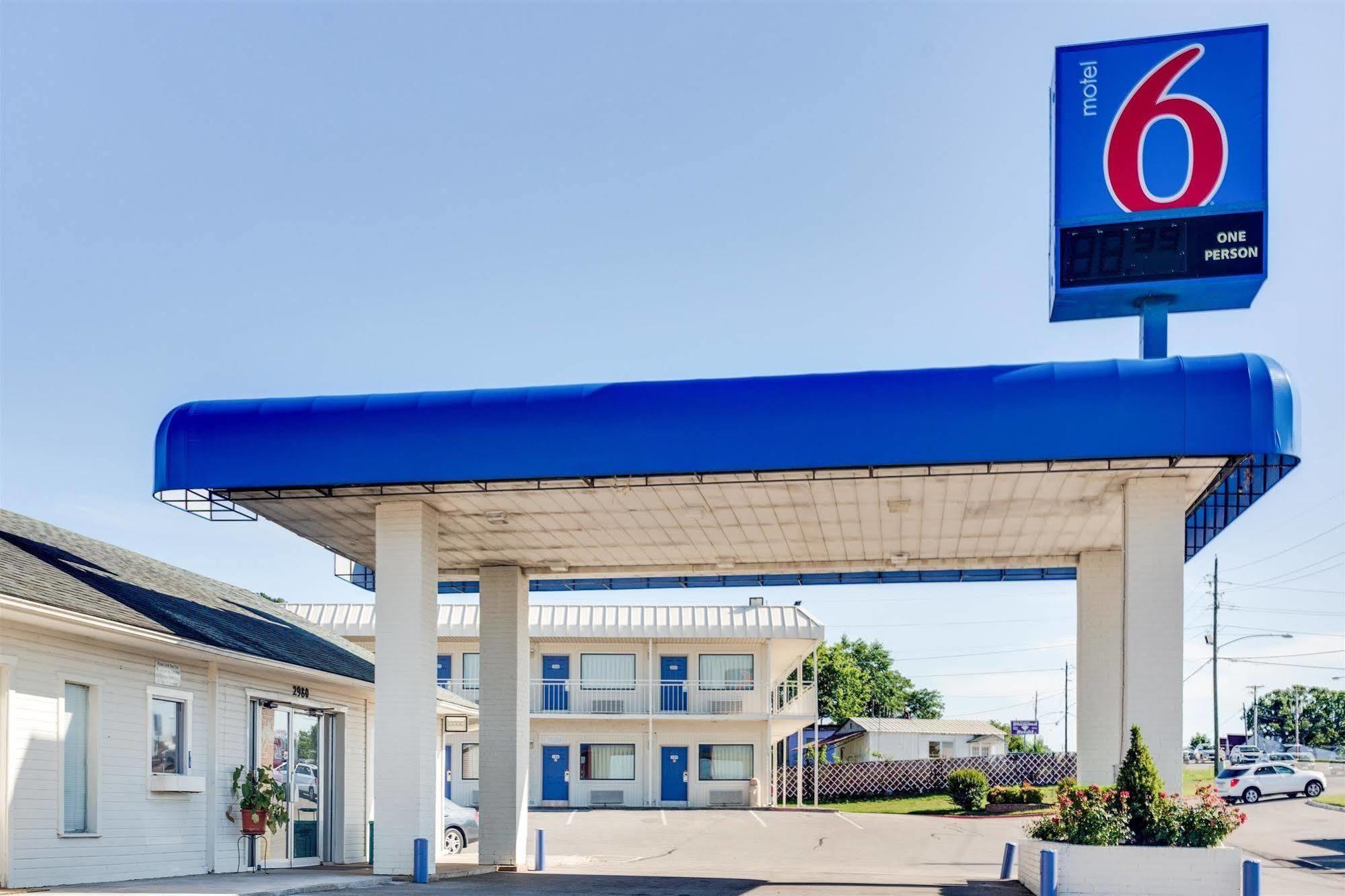 Motel 6-Fayetteville, Ar Dış mekan fotoğraf