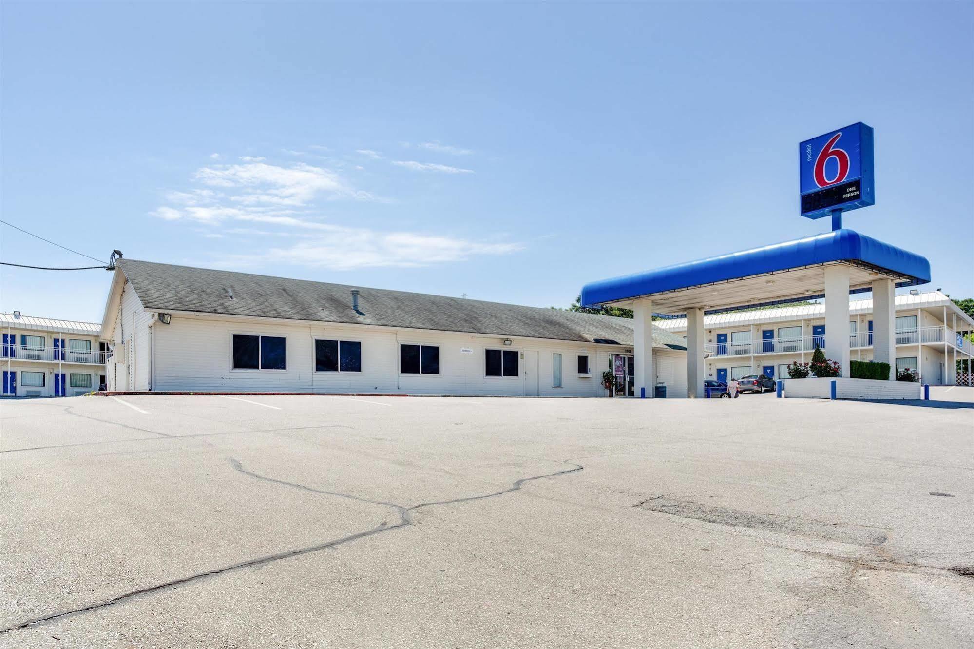 Motel 6-Fayetteville, Ar Dış mekan fotoğraf