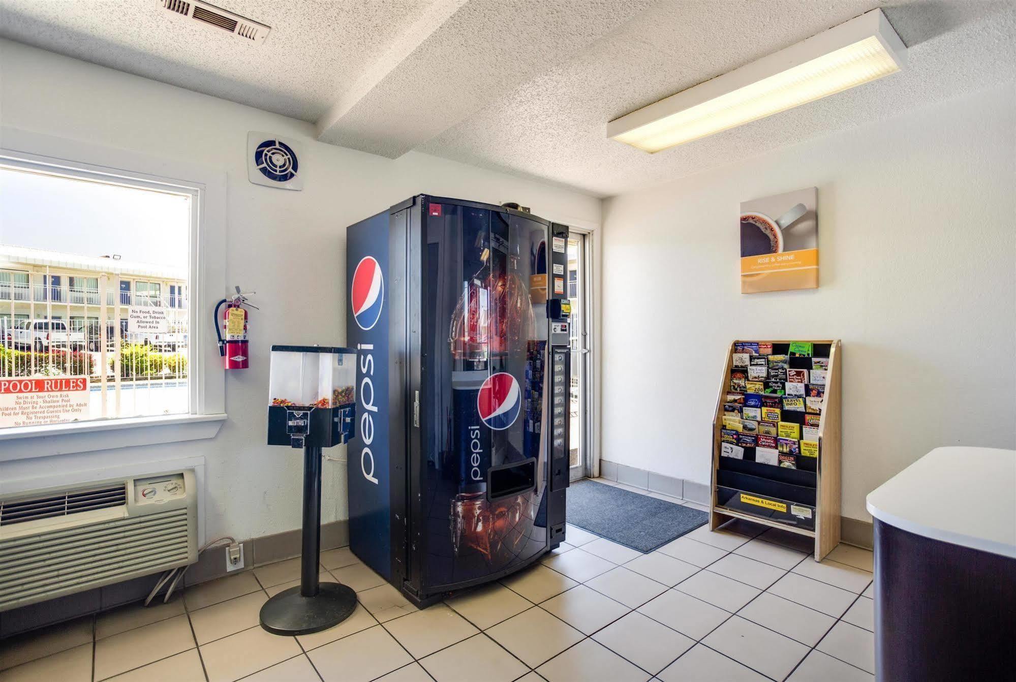 Motel 6-Fayetteville, Ar Dış mekan fotoğraf