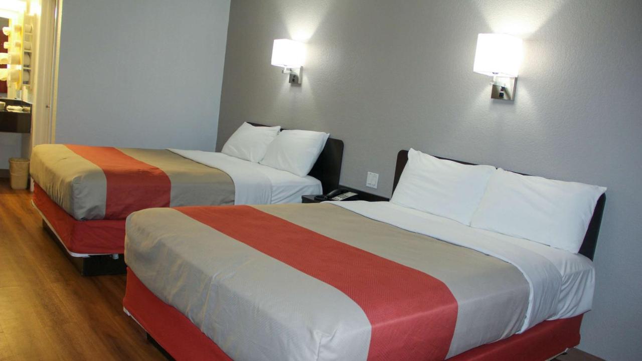 Motel 6-Fayetteville, Ar Dış mekan fotoğraf