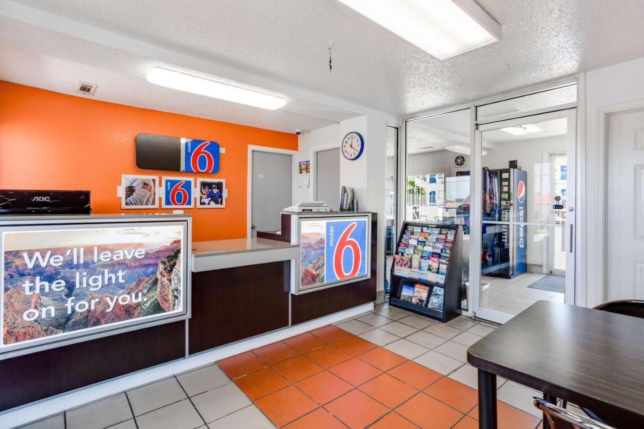 Motel 6-Fayetteville, Ar Dış mekan fotoğraf