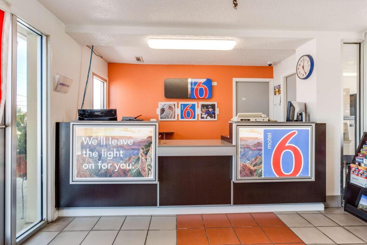 Motel 6-Fayetteville, Ar Dış mekan fotoğraf
