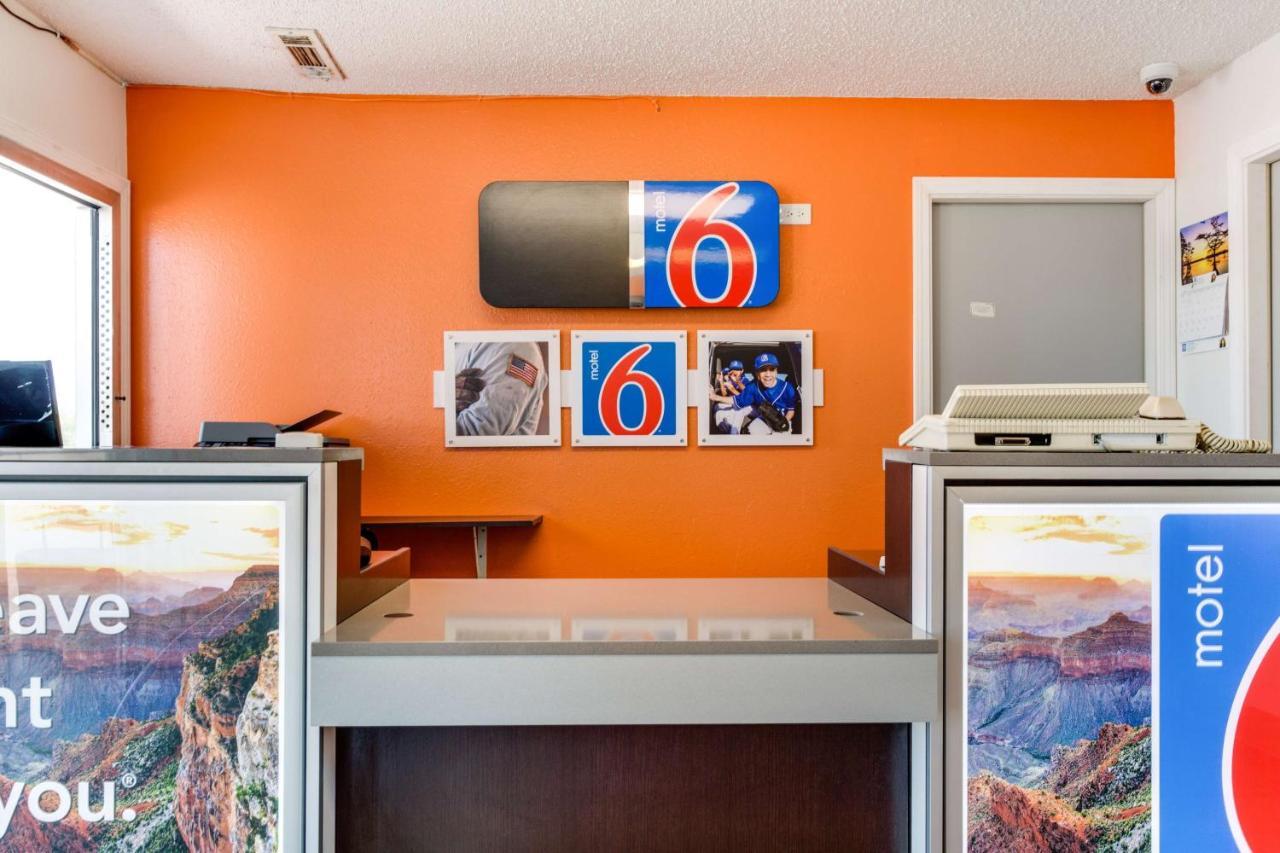 Motel 6-Fayetteville, Ar Dış mekan fotoğraf